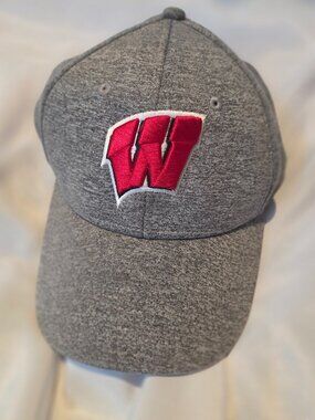 Wisconsin Badgers Hat — Gray Heather | Captivating Headwear